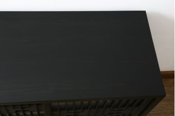 中古　ラフジュ工房オリジナル　古建具リメイク　すりガラス入り　洗練された和の雰囲気を放つサイドボード(書院戸、組子、サイドキャビネット、収納棚、戸棚、食器棚)(R-078870)