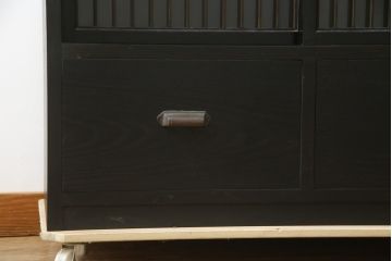 中古　ラフジュ工房オリジナル　古建具リメイク　すりガラス入り　洗練された和の雰囲気を放つサイドボード(書院戸、組子、サイドキャビネット、収納棚、戸棚、食器棚)(R-078871)