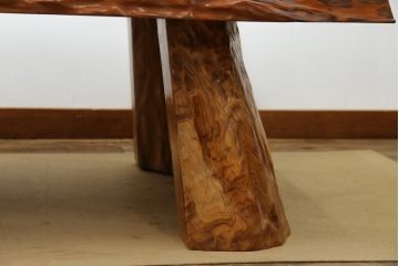 中古　屋久杉　自然な木の風合いが美しい存在感抜群のローテーブル(センターテーブル、リビングテーブル、座卓)(R-078874)