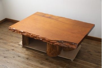 中古　屋久杉　自然な木の風合いが美しい存在感抜群のローテーブル(センターテーブル、リビングテーブル、座卓)(R-078874)
