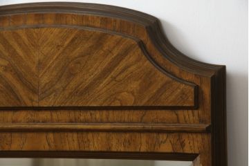中古　美品　DREXEL HERITAGE(ドレクセルヘリテイジ)　クラシカルな雰囲気漂うミラー(ウォールミラー、壁掛け鏡)(R-078878)