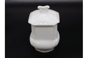 フランス/TRADITION CNP FRANCE　LIMOGES(リモージュ)　ドイツ/KRONESTER BAVARIA(クロネスター ババリア)　白磁　シンプルでどんな食卓にも馴染むシュガーポット2点・バスケット・小物入れ2点セット(菓子器、蓋物、カゴ、籠、洋食器)(R-078882)