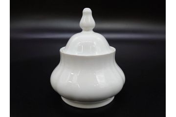 フランス/TRADITION CNP FRANCE　LIMOGES(リモージュ)　ドイツ/KRONESTER BAVARIA(クロネスター ババリア)　白磁　シンプルでどんな食卓にも馴染むシュガーポット2点・バスケット・小物入れ2点セット(菓子器、蓋物、カゴ、籠、洋食器)(R-078882)