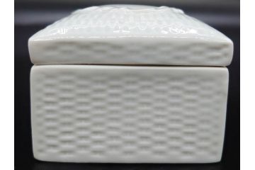 ビンテージ　フランス　LIMOGES(リモージュ)　白磁　様々な用途に使える小物入れ5点セット(ヴィンテージ、蓋物、洋食器、シェル、貝)(R-078883)
