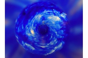 ガラス工芸家 藤田喬平　見惚れるほど鮮やかな瑠璃色の花瓶(手吹き、花器、花入、花生、花器、壷、壺、共箱付き)(R-078886)