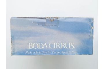 スウェーデン　BODA(ボダ社)　Bertil Vallien(バーティル・ヴァリーン)　Cirrusシリーズ　S2532　泡模様が印象的なガラスボウル(KOSTA BODA、コスタボダ、ガラスベース、花瓶、花器、花入、花生、鉢、硝子、箱付き、刻印あり)(R-078889)　