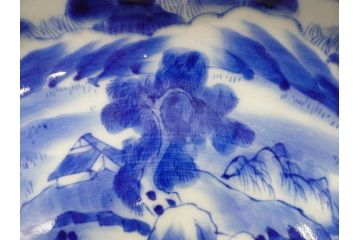 明治期　伊万里　染付　輪花型　約38cm　1尺2寸　丹念に絵付けされた花鳥や海老の図が見事な大皿(尺皿、陶器、エビ、海老、えび、風景、花鳥図、山水図、和食器、和皿、一尺二寸)(R-078890)