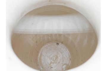時代物　在銘 大迫　薩摩焼　白薩摩　双耳　金彩で緻密に描かれたデザインが華麗な花瓶(壺、花器、花入、花生、象耳、壷、つぼ、ゾウ、龍、鳳凰、裏印)(R-078894)