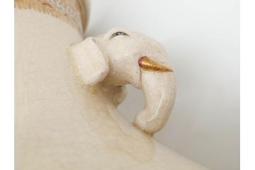 時代物　在銘 大迫　薩摩焼　白薩摩　双耳　金彩で緻密に描かれたデザインが華麗な花瓶(壺、花器、花入、花生、象耳、壷、つぼ、ゾウ、龍、鳳凰、裏印)(R-078894)