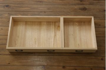 中古　美品!!　伝統工芸士　小林雄蔵作　品のある佇まいが和の雰囲気を引き立てる加茂総桐箪笥(胴丸、総桐たんす、着物箪笥、衣装箪笥、引き出し、和タンス)(定価約140万円)(R-078900)