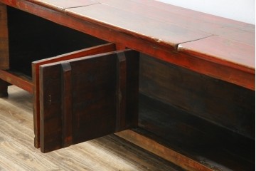 アジアンヴィンテージ!!　オリエンタルデザイン　中国美術　花鳥風月　異国情緒の雰囲気漂うローボード(ベンチ)　(R-078903)