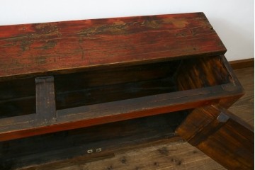 アジアンヴィンテージ!!　オリエンタルデザイン　中国美術　花鳥風月　異国情緒の雰囲気漂うローボード(ベンチ)　(R-078903)