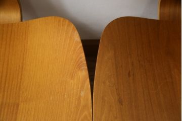 中古　Herman Miller(ハーマンミラー)　Eames「DCW」(Dining Chair Wood Base)　Charles&Ray Eames(チャールズ&レイ イームズ)　イームズプライウッドチェア4脚セット(板座チェア、ダイニングチェア、イス、椅子)(R-078904)