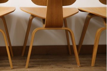 中古　Herman Miller(ハーマンミラー)　Eames「DCW」(Dining Chair Wood Base)　Charles&Ray Eames(チャールズ&レイ イームズ)　イームズプライウッドチェア4脚セット(板座チェア、ダイニングチェア、イス、椅子)(R-078904)