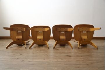 中古　Herman Miller(ハーマンミラー)　Eames「DCW」(Dining Chair Wood Base)　Charles&Ray Eames(チャールズ&レイ イームズ)　イームズプライウッドチェア4脚セット(板座チェア、ダイニングチェア、イス、椅子)(R-078904)