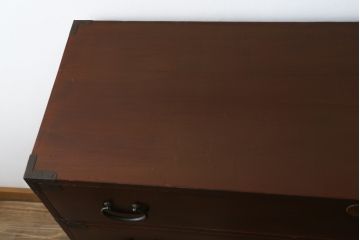 和製アンティーク　上手物!!　漆塗り　溜塗　内部桐材　落ち着きのある佇まいが魅力的な衣装箪笥(収納箪笥、時代箪笥、引き出し、チェスト)(R-078905)