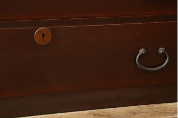 和製アンティーク　上手物!!　漆塗り　溜塗　内部桐材　落ち着きのある佇まいが魅力的な衣装箪笥(収納箪笥、時代箪笥、引き出し、チェスト)(R-078905)