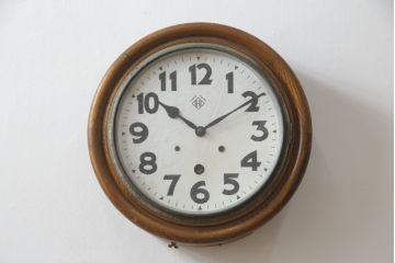 和製アンティーク　TOKYO MARK(東京マーク)　TUKYO MARK　丸いフォルムが可愛らしいシンプルな振り子時計(柱時計、古時計、掛け時計)(R-078907)