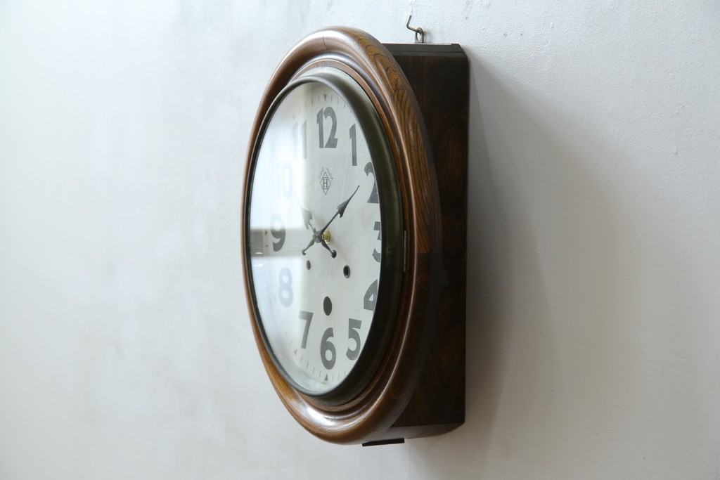 和製アンティーク　TOKYO MARK(東京マーク)　TUKYO MARK　丸いフォルムが可愛らしいシンプルな振り子時計　(R-078907)