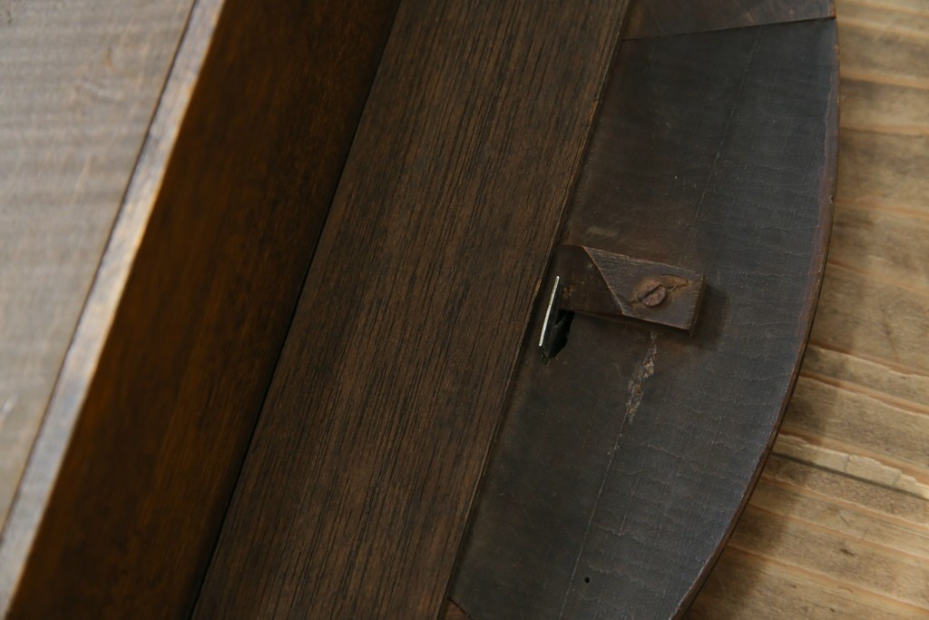 和製アンティーク　TOKYO MARK(東京マーク)　TUKYO MARK　丸いフォルムが可愛らしいシンプルな振り子時計　(R-078907)