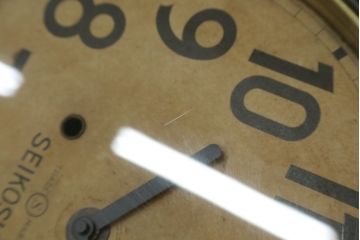 和製アンティーク　精工舎(SEIKOSHA、セイコー)　TRADE(S)MARK　シンプルな丸いフォルムの振り子時計(柱時計、古時計、掛け時計、丸型)(R-078908)