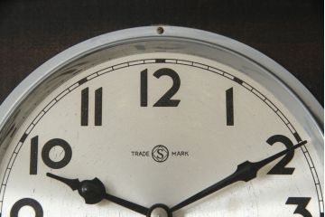和製アンティーク　精工舎(SEIKOSHA、セイコー)　14DAY　TRADE(S)MARK　小振りな文字盤と装飾がおしゃれな振り子時計(柱時計、古時計、掛け時計)(R-078909)