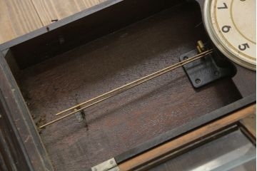 和製アンティーク　Meiji(明治時計社)　針と彫刻のデザインが素敵な振り子時計(柱時計、古時計、掛け時計)(R-078910)