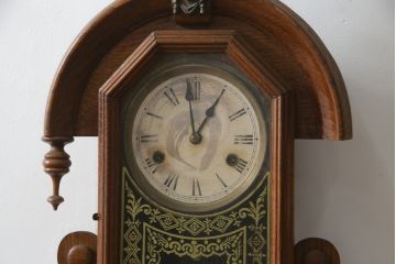 アメリカ　THE NEW HAVEN CLOCK社　8DAY　個性的なデザインが目を引く振り子時計(柱時計、古時計、掛け時計)(R-078914)