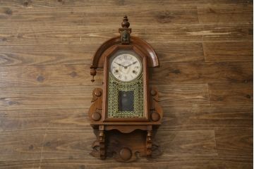 アメリカ　THE NEW HAVEN CLOCK社　8DAY　個性的なデザインが目を引く振り子時計(柱時計、古時計、掛け時計)(R-078914)