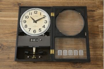 和製アンティーク　精工舎(SEIKOSHA、セイコー)　SONOLA(ソノーラ)　昭和レトロな雰囲気たっぷりのカレンダー機能付きトランジスタ柱時計(古時計、掛け時計)(R-078919)