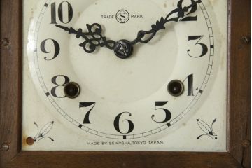 和製アンティーク　精工舎(SEIKOSHA、セイコー)　TRADE(S)MARK　落ち着いた色味と装飾がクラシカルな雰囲気を醸し出す振り子時計(柱時計、古時計、掛け時計)(R-078921)