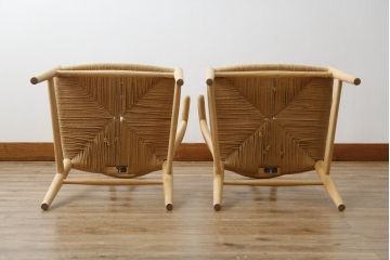 中古　北欧家具　老舗家具メーカー CARL HANSEN & SON(カール・ハンセン&サン)　ハンス J. ウェグナー(HANS J. WEGNER)デザイン　CH24　特徴的なラインを描く美しいフォルムのYチェア(ワイチェア、ダイニングチェア、アームチェア、イス、椅子)(R-078925)