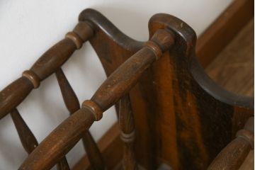 和製ビンテージ　飛騨産業　キツツキマーク　挽物のデザインがおしゃれなマガジンラック(本立て、収納、ヴィンテージ)(R-078927)