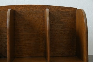 和製アンティーク　楢(ナラ)材　シンプルなデザインが魅力的な本立て　(R-078929)