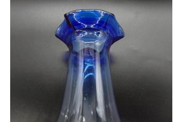 戦前　大正〜昭和初期　昭和レトロ　青フリルが可愛らしい花瓶2点セット(一輪挿し、花入、花器、硝子)(R-078932)