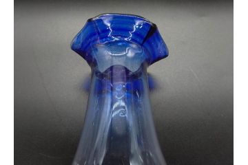 戦前　大正〜昭和初期　昭和レトロ　青フリルが可愛らしい花瓶2点セット(一輪挿し、花入、花器、硝子)(R-078932)