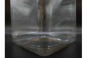 アンティーク雑貨　当時物　デッドストック　アルミ蓋　多種多様の使い道ができるガラス瓶(角型、角瓶、キャニスター、ガラスビン、菓子瓶、硝子、フタ付き、小物入れ、ディスプレイ雑貨、古道具、店舗什器)(R-078935)