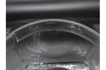 アンティーク雑貨　当時物　デッドストック　アルミ蓋　どこか懐かしさを感じるガラス瓶(角型、角瓶、キャニスター、ガラスビン、菓子瓶、硝子、フタ付き、小物入れ、ディスプレイ雑貨、古道具、店舗什器)(R-078937)