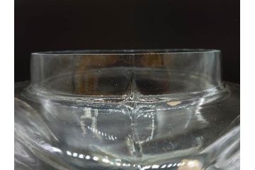 アンティーク雑貨　当時物　デッドストック　アルミ蓋　どこか懐かしさを感じるガラス瓶(角型、角瓶、キャニスター、ガラスビン、菓子瓶、硝子、フタ付き、小物入れ、ディスプレイ雑貨、古道具、店舗什器)(R-078937)
