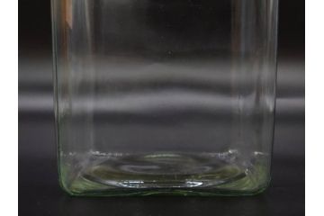 アンティーク雑貨　当時物　デッドストック　アルミ蓋　お部屋の雰囲気によく馴染むガラス瓶2点セット(角型、角瓶、キャニスター、ガラスビン、菓子瓶、硝子、フタ付き、小物入れ、ディスプレイ雑貨、古道具、店舗什器)(R-078939)