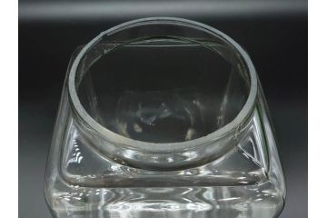 アンティーク雑貨　当時物　デッドストック　アルミ蓋　お部屋の雰囲気によく馴染むガラス瓶2点セット(角型、角瓶、キャニスター、ガラスビン、菓子瓶、硝子、フタ付き、小物入れ、ディスプレイ雑貨、古道具、店舗什器)(R-078939)