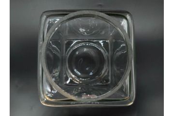 アンティーク雑貨　当時物　デッドストック　アルミ蓋　シンプルで使いやすいガラス瓶2点セット(角型、角瓶、キャニスター、ガラスビン、菓子瓶、硝子、フタ付き、小物入れ、ディスプレイ雑貨、古道具、店舗什器)(R-078942)