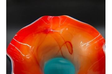 大正〜昭和初期　青/ピンク　紫陽花文様を引き立たせる色鮮やかな被せガラスが美しい花瓶(アジサイ、色被せ、吹きガラス、フリル、フラワーベース、花器、花入、花生、硝子)(R-078943)