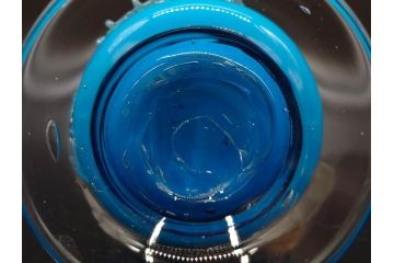 大正〜昭和初期　青/ピンク　紫陽花文様を引き立たせる色鮮やかな被せガラスが美しい花瓶(アジサイ、色被せ、吹きガラス、フリル、フラワーベース、花器、花入、花生、硝子)(R-078943)