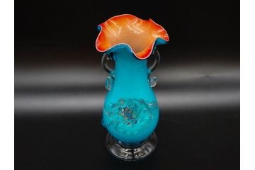 大正〜昭和初期　青/ピンク　被せガラス　紫陽花文様　まるで花びらのような縁に惹かれる花瓶(アジサイ、色被せ、吹きガラス、フリル、フラワーベース、花器、花入、花生、硝子)(R-078944)