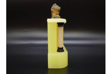 ジャンク品　昭和初期　東洋時計株式会社(TOYO CLOCK FACTORY)　ゼンマイ式　雄々しいライオンの装飾から威厳を感じる置時計(ウランガラス、ライオン、獅子、日本製)(R-078945)　