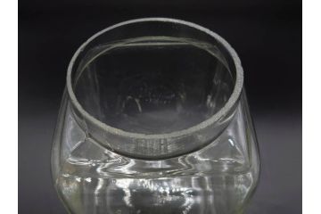 アンティーク雑貨　当時物　デッドストック　アルミ蓋　様々な用途に使えるガラス瓶3個セット(角型、角瓶、キャニスター、ガラスビン、菓子瓶、硝子、フタ付き、小物入れ、ディスプレイ雑貨、古道具、店舗什器)(R-078947)