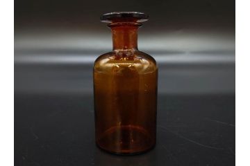 昭和初期　当時物　未使用　ロート　シャーレ　薬瓶　蓋付きガラス瓶　時代がかった味のあるガラス瓶など10個セット(ペトリ皿、メディシンボトル、実験器具、じょうご、漏斗、硝子、ビン、NAGAOKAGARASU&CO)(R-078948)