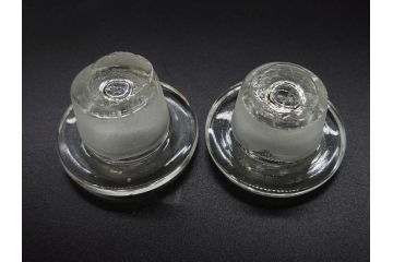 昭和初期　当時物　未使用　ロート　シャーレ　薬瓶　蓋付きガラス瓶　時代がかった味のあるガラス瓶など10個セット(ペトリ皿、メディシンボトル、実験器具、じょうご、漏斗、硝子、ビン、NAGAOKAGARASU&CO)(R-078948)