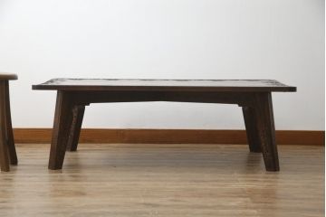 中古　軽井沢彫り　深い木の色味と桜の彫りが美しい座卓(ローテーブル、センターテーブル、リビングテーブル)(R-078953)